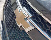 Chevrolet Cruze 2009–2015 Predný emblém (235 x 83 mm) fotografia 1