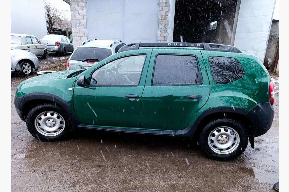 Renault Duster 2008–2017 Rozšírenia blatníkov (4 ks, čierne ABS) Image