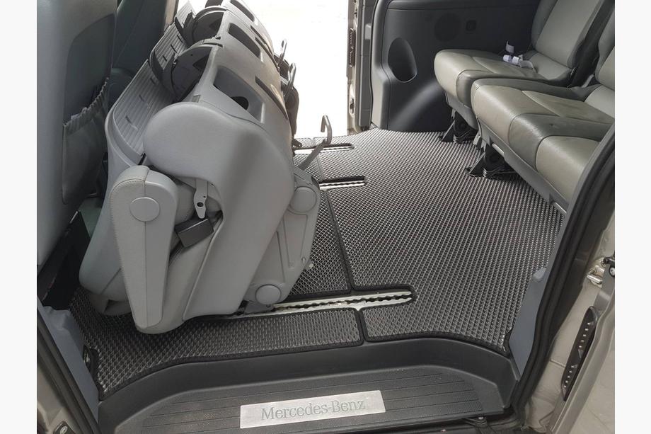 Mercedes Viano 2004–2014 EVA V2 autokoberce (len osobný odber, kompletná sada do interiéru, čierne) Fotografia 8
