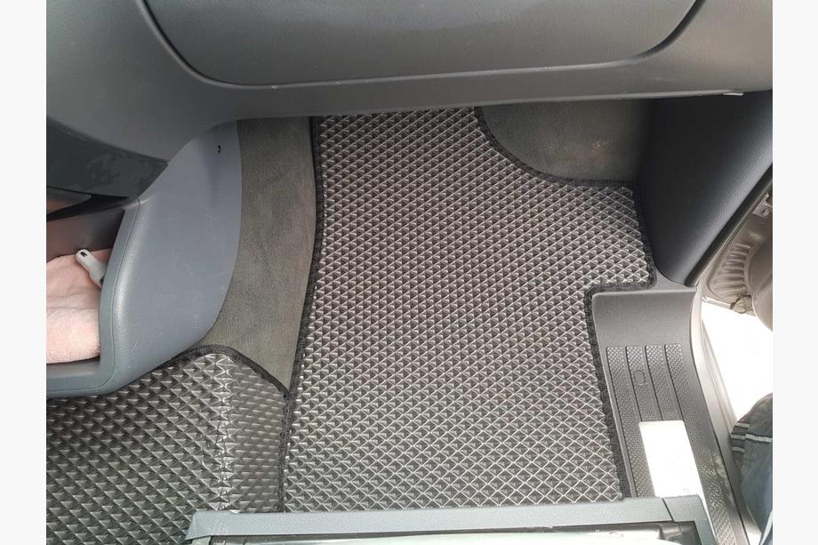 Mercedes Viano 2004–2014 EVA V2 autokoberce (len osobný odber, kompletná sada do interiéru, čierne) Fotografia 12