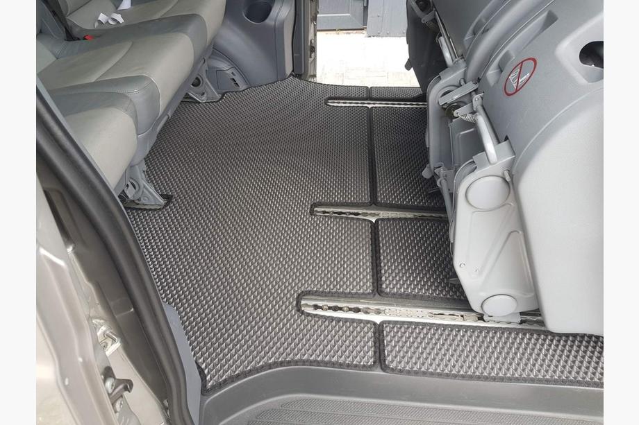 Mercedes Vito W639 2004–2014 EVA V2 rohože (Len osobný odber, celý interiér, čierne) Image