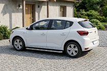 Dacia Sandero 2021– Bočné nášľapy Maydos V1 (2 ks, hliník) fotografia 1