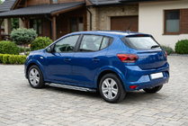 Dacia Sandero 2021– Bočné nášľapy Rainbow (2 ks, hliník) fotografia 1