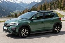 Dacia Sandero 2021– Bočné prahy Tayga Black (2 ks, hliník) fotografia 1