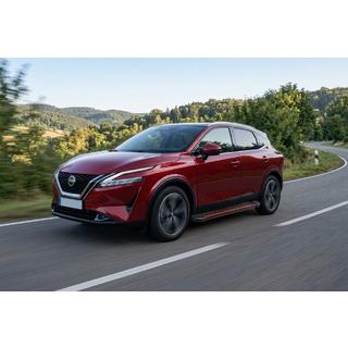 Bočné nášľapy Maya Red (2 ks., hliník) Nissan Qashqai 2021– fotografia 1