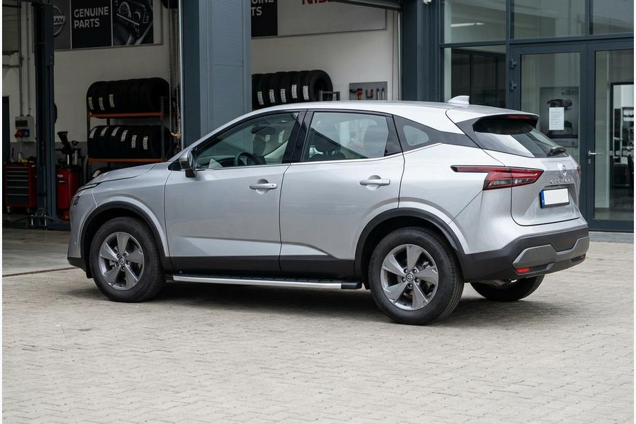 Nissan Qashqai 2021– Bočné nášľapy Fullmond (2 ks, hliník) Image