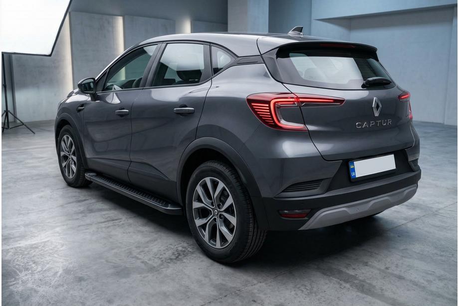 Renault Captur 2019– Bočné nášľapy Allmond Black (2 ks, hliník) Image