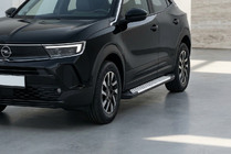 Opel Mokka 2021– Bočné nášľapy Allmond Grey (2 ks, hliník) fotografia 1