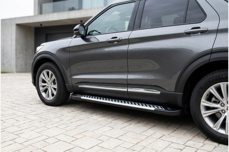 Ford Explorer 2019– Bočné prahy Line (2 ks, hliník) Image