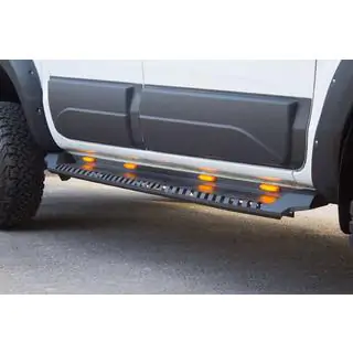 Bočné prahy Dakar V1 s LED (2 ks, kov) fotografia 1