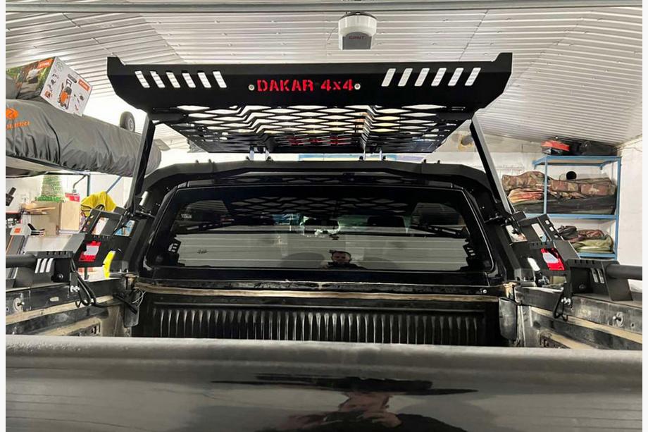 Toyota Hilux 2006–2015 Rollbar s košom Dakar (pod roletu) Fotografia 3