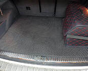 Volkswagen Touareg 2010–2018 Vanička do kufra V1 (EVA, čierna) fotografia 4