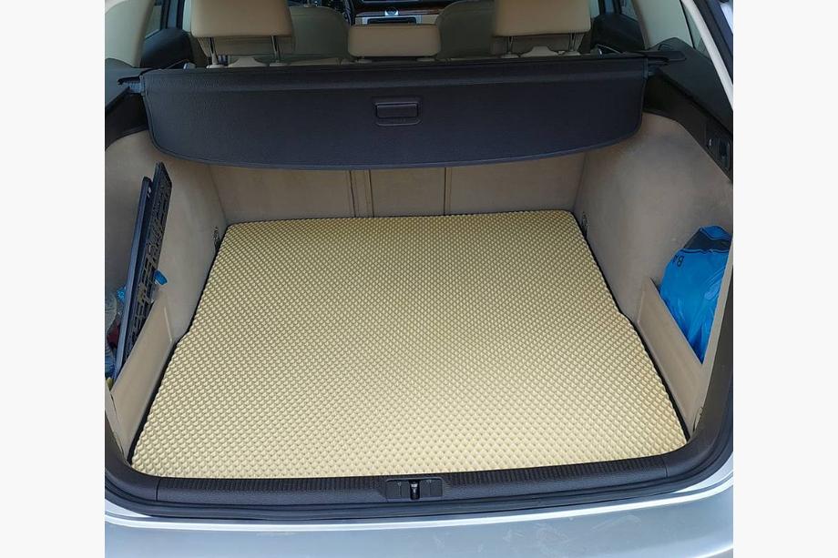 Volkswagen Passat B7 2012–2015 Vanička do kufra (EVA, béžová) SW Image