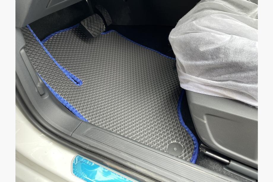 Volkswagen Lavida/e-Lavida 2019– EVA autokoberce (čierne) Image