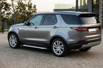Land Rover Discovery V 2017– Bočné prahy Line (2 ks, hliník) fotografia 1