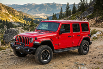 Jeep Wrangler 2018– Bočné nášľapy Bosphorus Black (2 ks, hliník) fotografia 1
