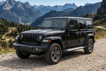 Jeep Wrangler 2018– Bočné prahy Line (2 ks, hliník) fotografia 1