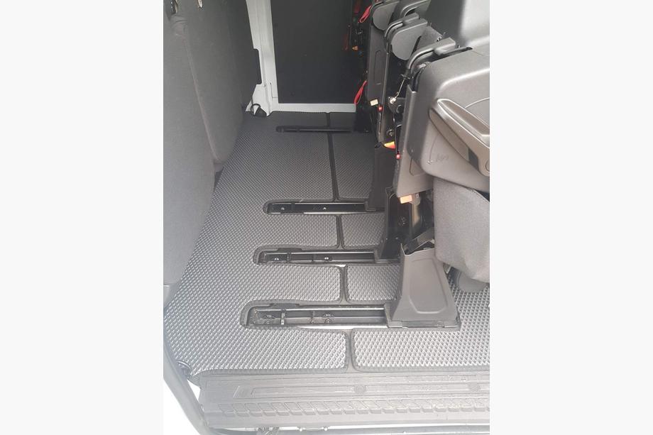 Ford Custom 2013–2022 EVA rohože do auta (kompletná sada, čierne) Image