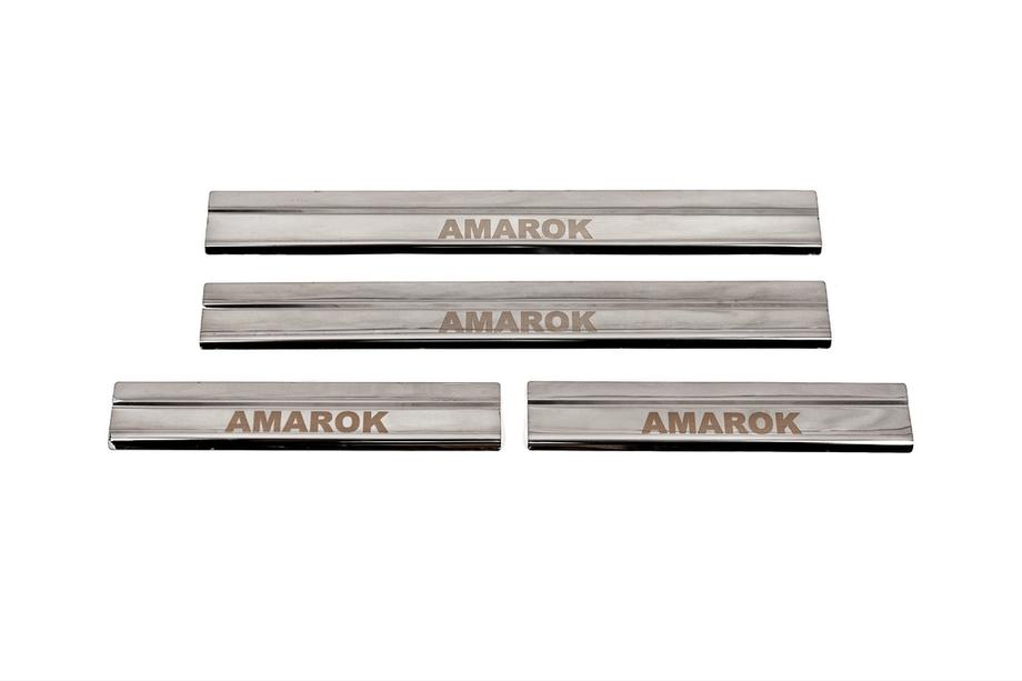Volkswagen Amarok 2010–2022 Carmos V3 kryty prahov (4 ks, nerezová oceľ) Image