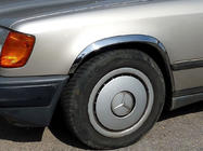 Mercedes E-trieda W124 1984–1997 Lemy blatníkov 1985-1989 (4 ks, nerez) fotografia 1