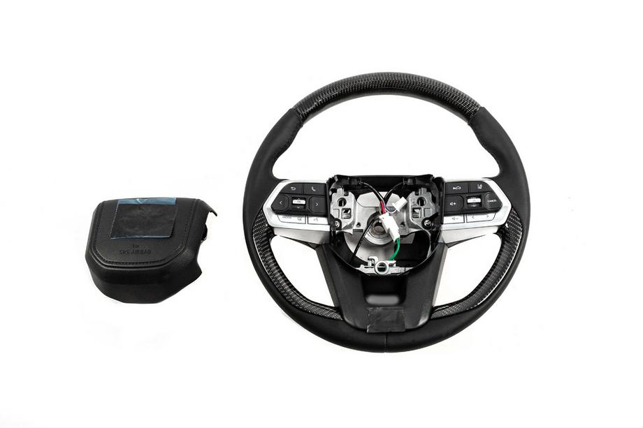 Toyota Land Cruiser 200 2007–2021 Volant s airbagom – dizajn 2025 (pravý karbón) Fotografia 4