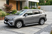 Suzuki SX4 S-Cross 2021– Bočné nášľapy Maya V2 (2 ks, hliník) fotografia 1