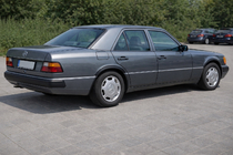 Mercedes E-trieda W124 1984–1997 Rozšírenia blatníkov 1989-1995 (4 ks, čierne, ABS plast) fotografia 3