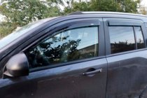 Jeep Compass 2006–2016 Deflektory okien (4 ks, HIC) fotografia 1