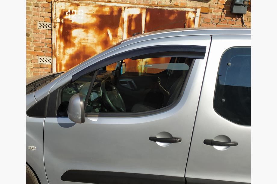 Peugeot Partner Tepee 2008–2018 Ofuky okien (2 ks, Sunplex Sport) Fotografia 2