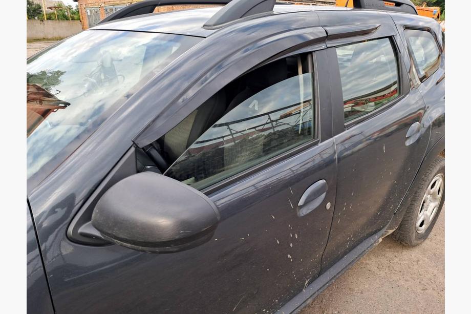 Dacia Duster 2008–2018 Ofuky okien (4 ks, Sunplex Sport) Image