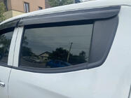 Mitsubishi L200 2015–2024 Ofuky okien (4 ks, Sunplex Sport) fotografia 3
