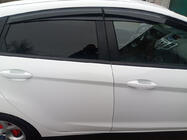 Ford Fiesta 2008–2017 Ofuky okien (4 ks, Sunplex Sport) fotografia 3