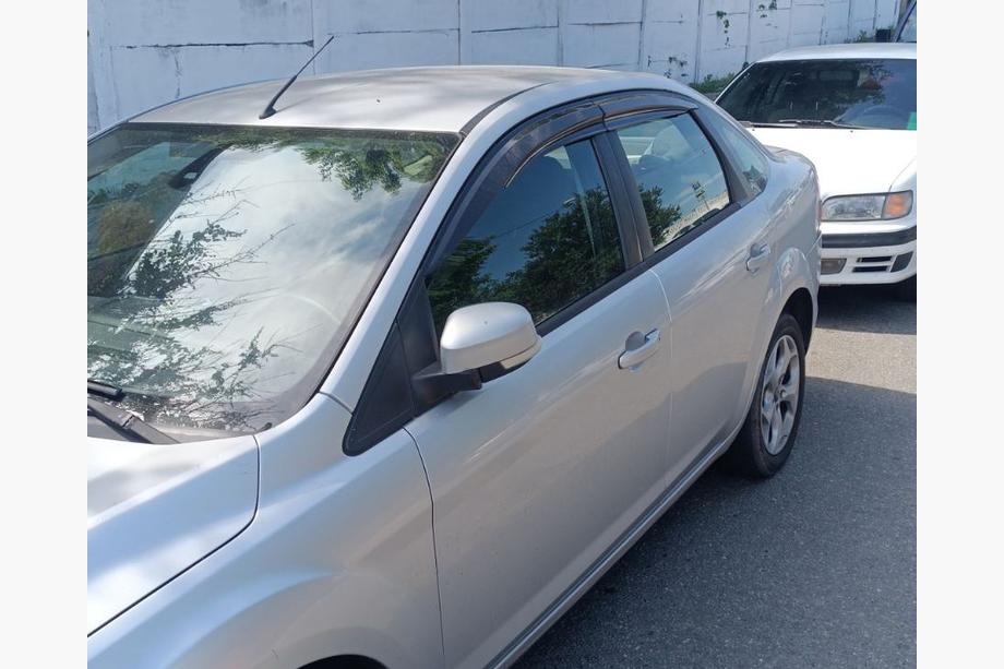 Ford Focus II 2008–2011 Okenné deflektory SD/HB (4 ks, Sunplex Sport) Image