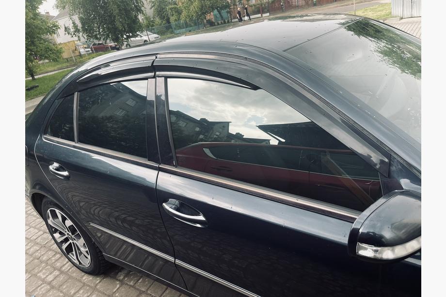 Mercedes E-class W211 2002–2009 Deflektory okien SD (4 ks, Sunplex Sport) Image