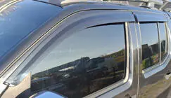 Nissan Navara 2006–2015 Ofuky okien (4 ks, Sunplex Sport) fotografia 1