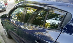 Renault Megane III 2009–2016 Okenné deflektory HB (4 ks, Sunplex Sport) fotografia 7