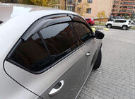 Skoda Octavia III A7 2013–2019 Okenné deflektory LiftBack (4 ks, Sunplex Sport) fotografia 4