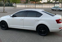Skoda Octavia III A7 2013–2019 Okenné deflektory LiftBack (4 ks, Sunplex Sport) fotografia 2