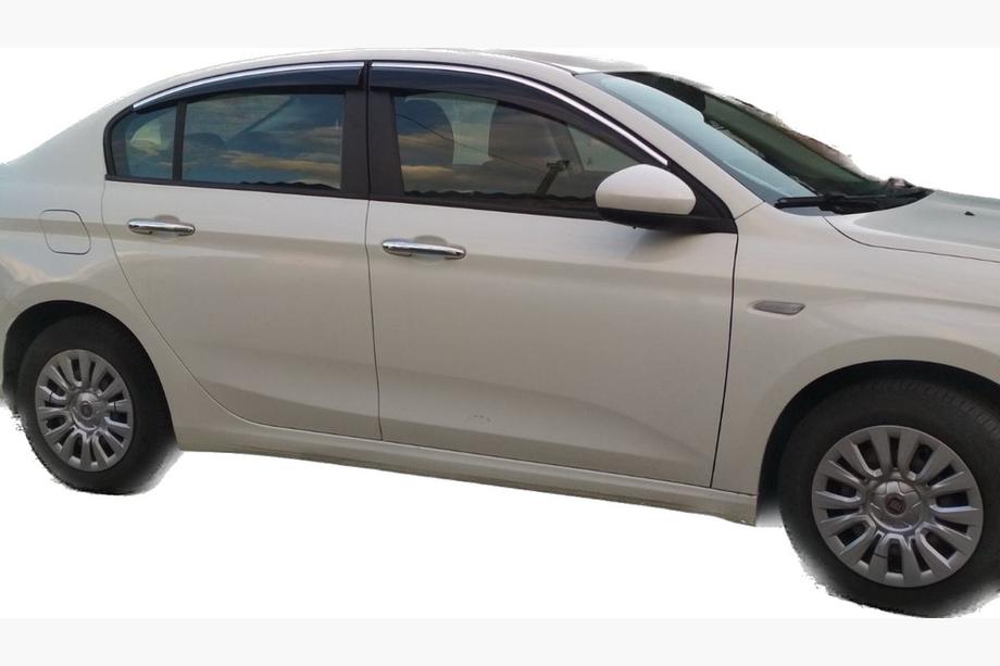 Fiat Tipo 2016– Okenné deflektory s chrómovou lištou (4 ks, Sunplex Chrome) Fotografia 1