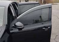 Volkswagen Golf 6 2008–2014 Okenné deflektory s chrómovou lištou HB (4 ks, Sunplex Chrome) fotografia 13
