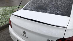 Peugeot 301 2012– Lip spoiler (Sunplex, čierny) (118,5 cm x 5,5 cm) fotografia 6