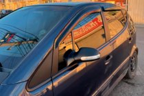 Mercedes A-slass W168 1997–2004 Okenné deflektory Short (4 ks, HIC) fotografia 5