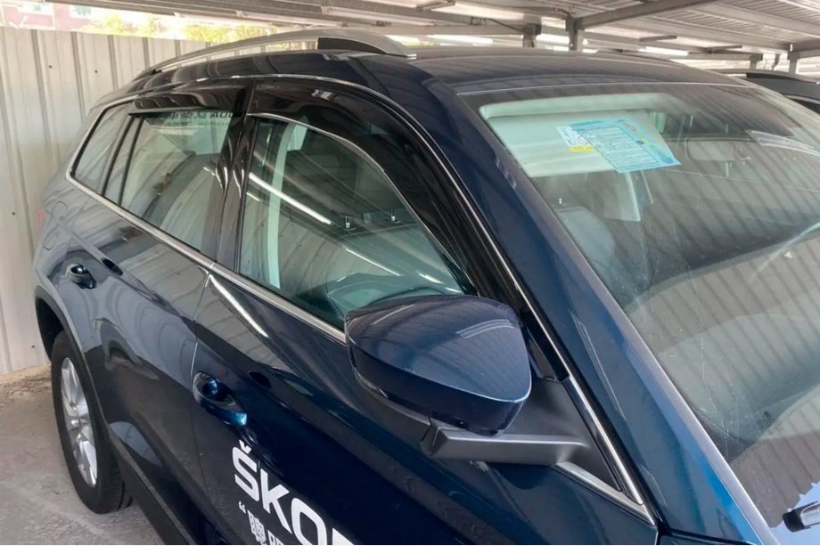 Skoda Kodiaq 2016–2023 Deflektory okien (4 ks, HIC) Image