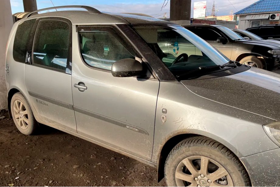 Skoda Roomster 2006–2015 Deflektory okien (4 ks, HIC) Fotografia 1