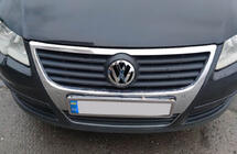 Volkswagen Passat B6 2006–2012 Predný emblém V1 3C0853601C fotografia 1