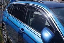 Volkswagen Tiguan 2016–2023 Deflektory okien Allspace LWB (4 ks, HIC) fotografia 1