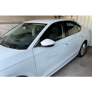 Okenné deflektory Liftback (4 ks, HIC)