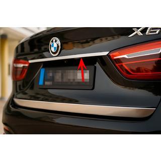 Chrómová lišta nad ŠPZ BMW X6 F16 2014–2019 fotografia 1