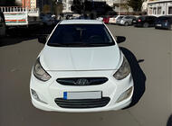 Hyundai Accent 2011–2017 Kryty zrkadiel bez výrezu pre smerovku BMW-style (2 ks) fotografia 7