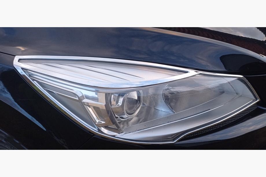 Ford Kuga/Escape 2013–2019 Chrómové lišty na svetlá 2013-2016 (ABS) Fotografia 4